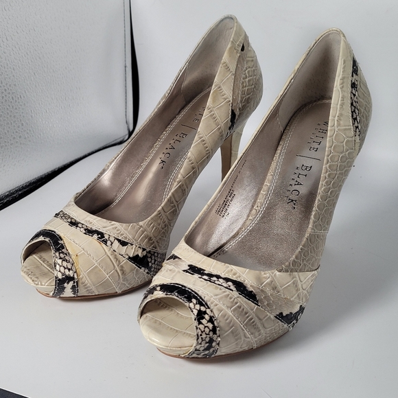 White House Black Market Snake Skin Peep Toe Heels - Picture 8 of 14